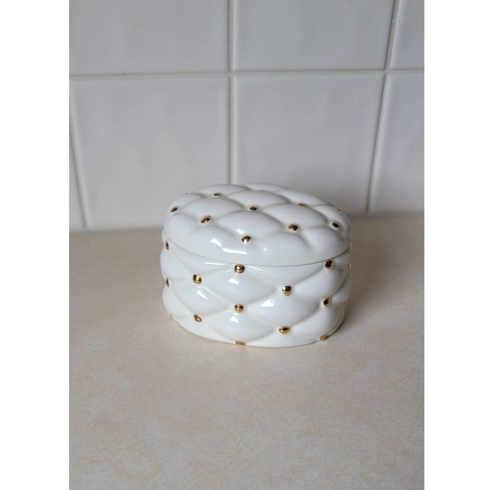 Set of Four White and Gold Trinket Boxes Porcelain 2 Vintage - Picture 10 of 14